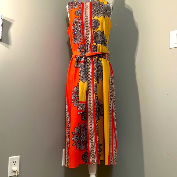 Never wearing - Picture 1 of 5